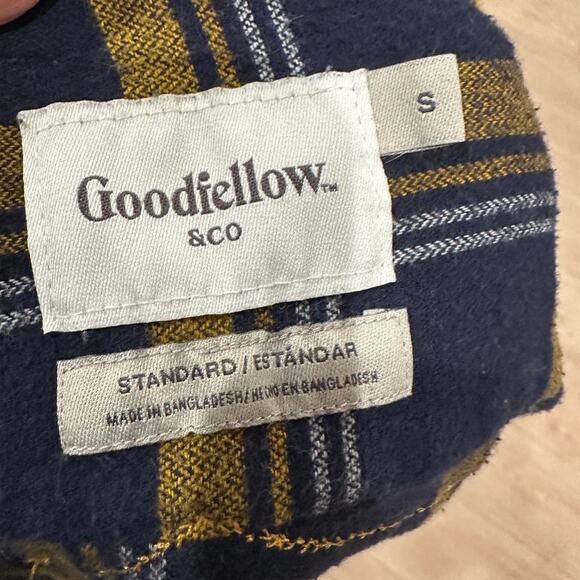 Montana State Bobcats Plaid Flannel Shirt Shacket SMALL Oversize Unique Football - Picture 5 of 6